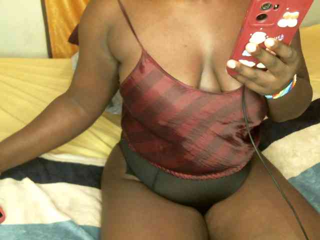 BLACKQUEEN344 webcam