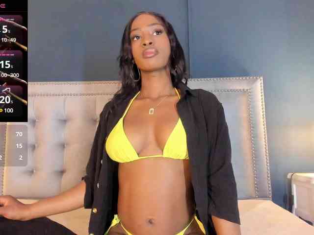 IssyRosse webcam