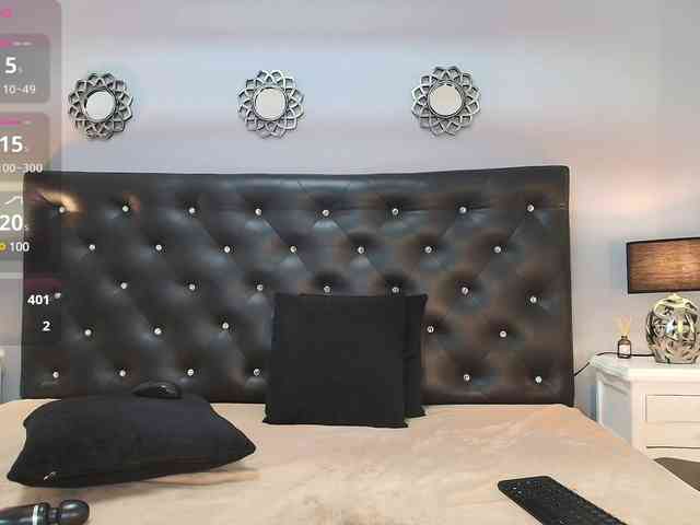 IssyRosse webcam