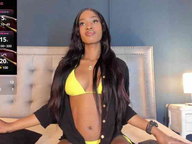 IssyRosse webcam