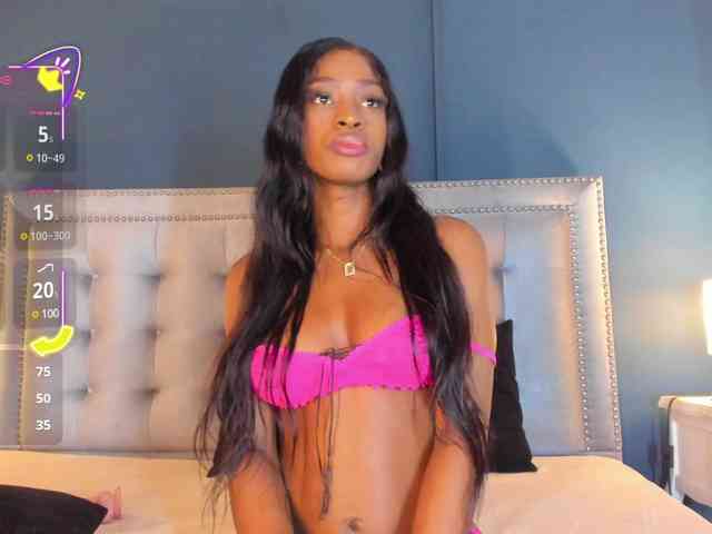 IssyRosse webcam
