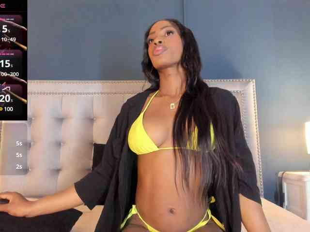 IssyRosse webcam
