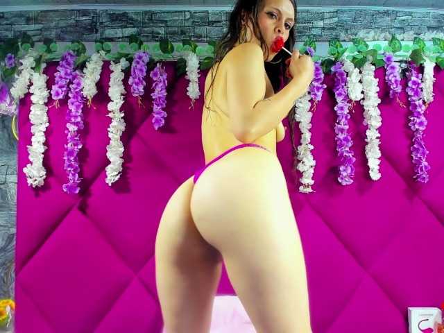 MarianaThompson's BongaCams show and profile