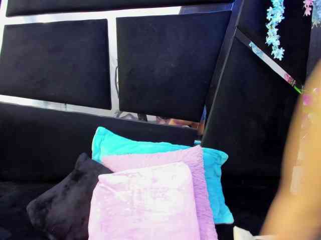 MarianaThompson webcam