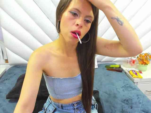 MarianaThompson webcam