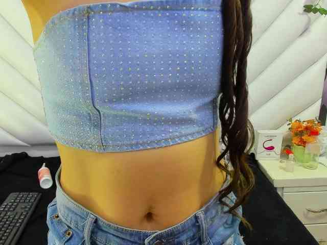 MarianaThompson webcam