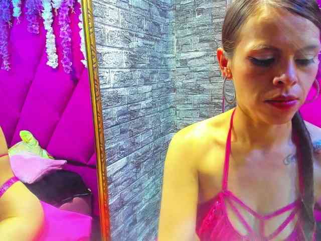 MarianaThompson webcam