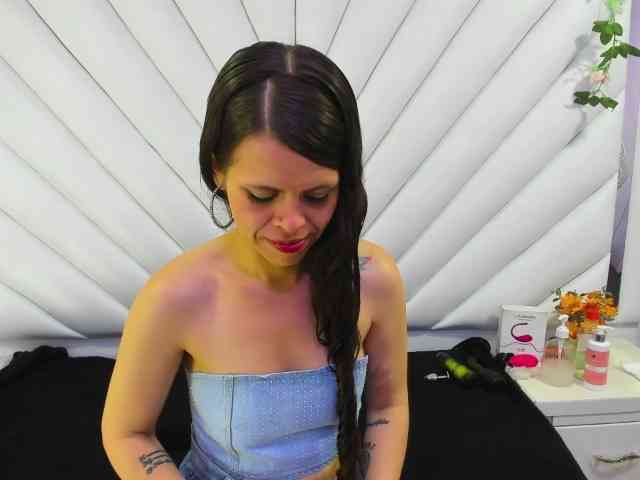 MarianaThompson webcam