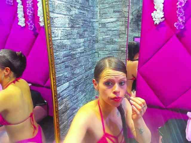 MarianaThompson webcam