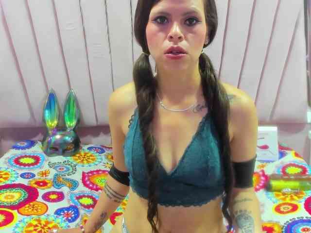 MarianaThompson webcam