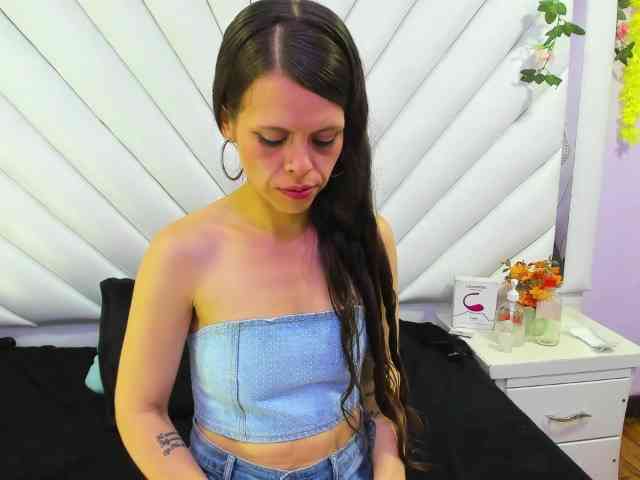 MarianaThompson webcam