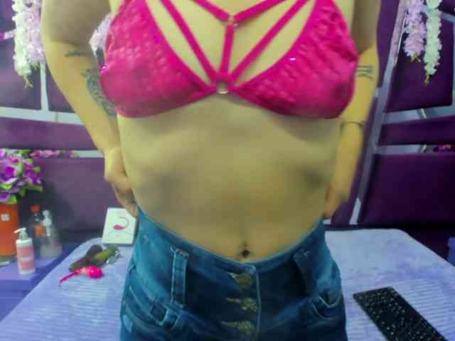 MarianaThompson webcam