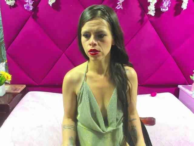 MarianaThompson webcam