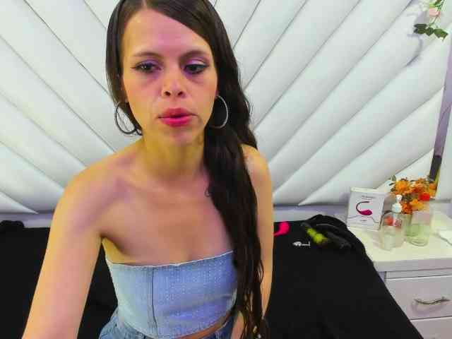 MarianaThompson webcam