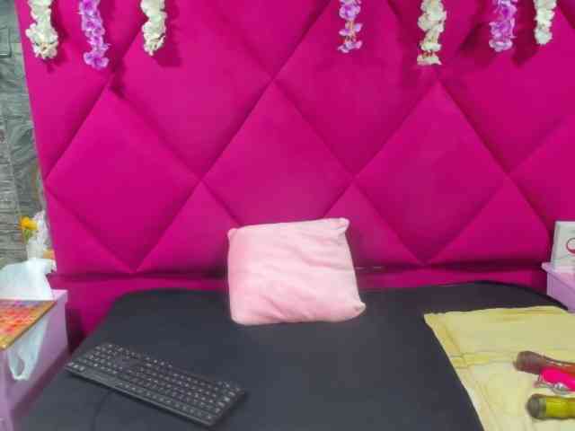 MarianaThompson webcam