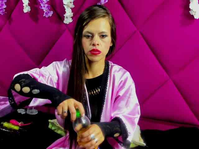 MarianaThompson webcam