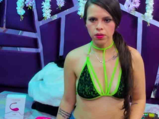 MarianaThompson webcam