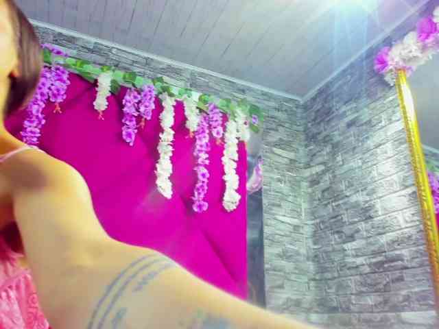 MarianaThompson webcam