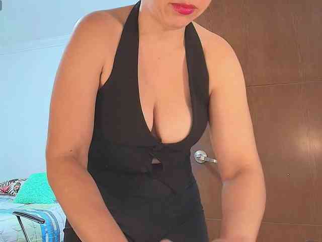 LetiziaMiller4 webcam