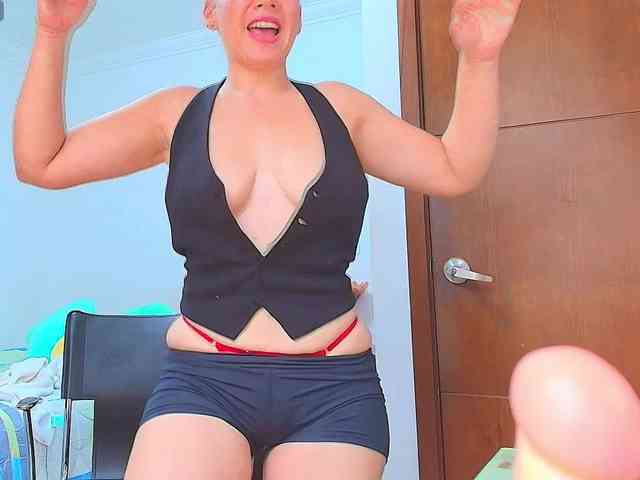 LetiziaMiller4 webcam