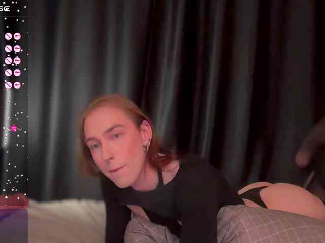 AvrilKors0 Live Webcam on BongaCams