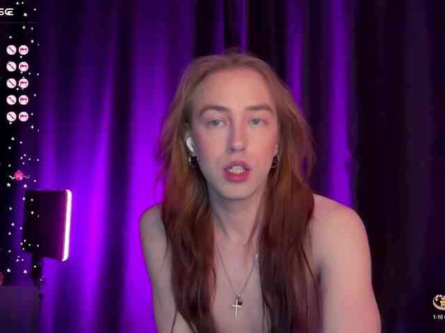 AvrilKors0 Live Webcam on BongaCams