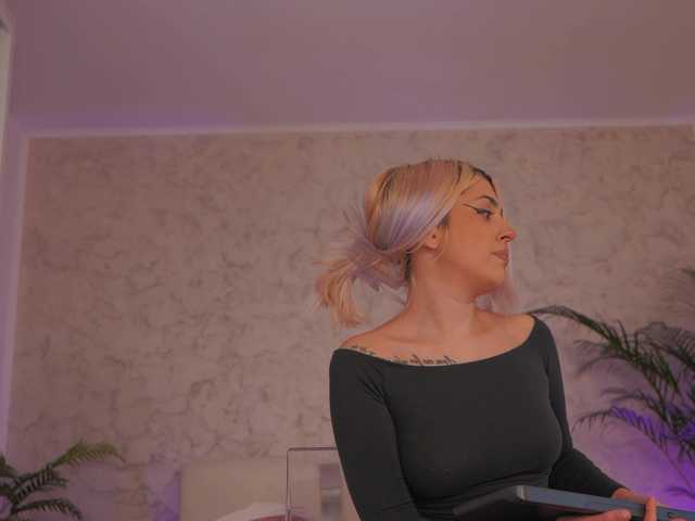 theajoy's BongaCams show and profile