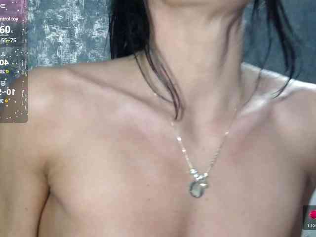 PinkNicolle webcam