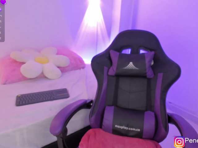 penelope22x's BongaCams show and profile