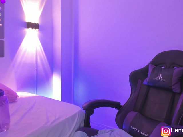 penelope22x's BongaCams show and profile