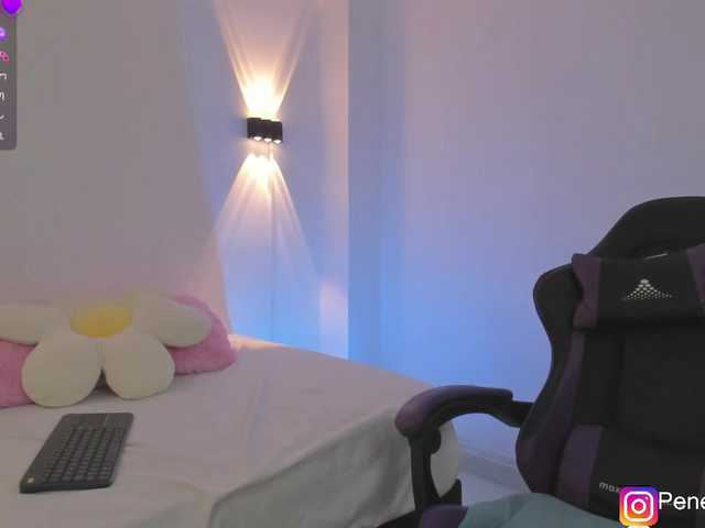 penelope22x's BongaCams show and profile