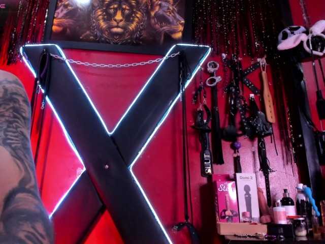 alexa-n-alex's BongaCams show and profile