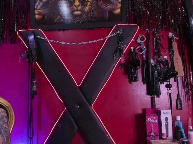 alexa-n-alex's BongaCams show and profile