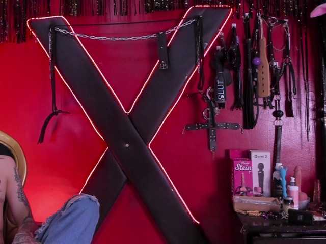 alexa-n-alex's BongaCams show and profile