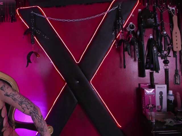 alexa-n-alex's BongaCams show and profile