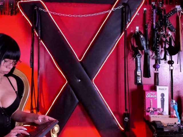 alexa-n-alex's BongaCams show and profile