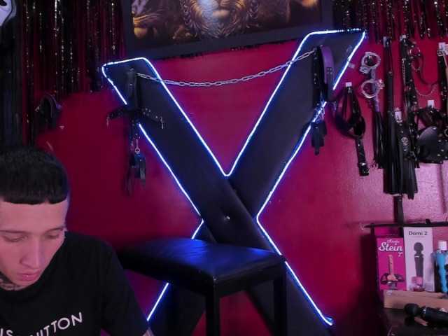 alexa-n-alex's BongaCams show and profile