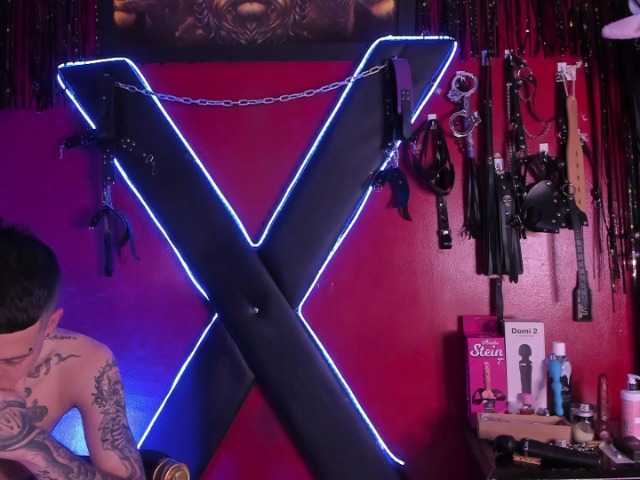 alexa-n-alex's BongaCams show and profile