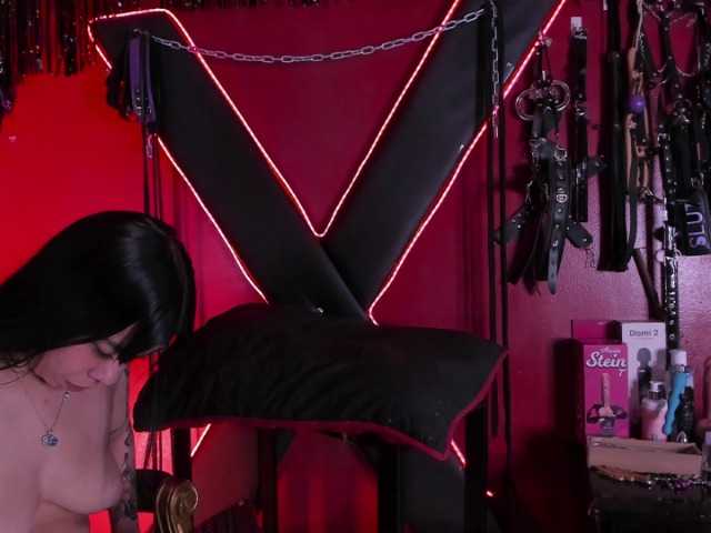 alexa-n-alex's BongaCams show and profile