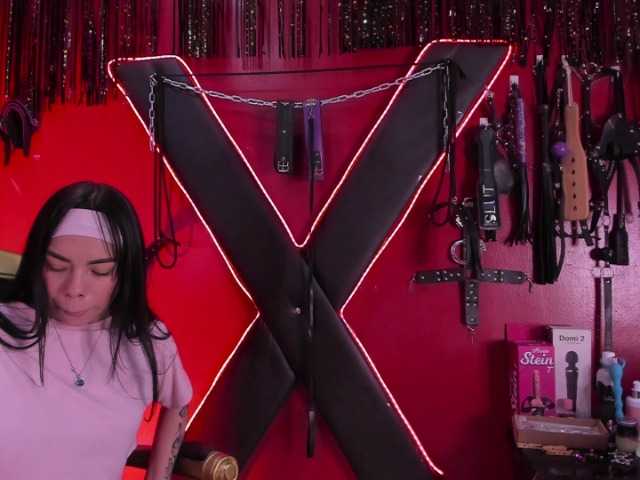 alexa-n-alex's BongaCams show and profile