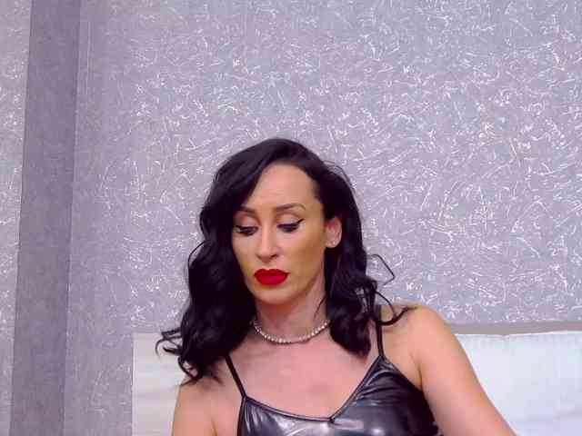 EmmaXXXQueen EmmaXXXQueen