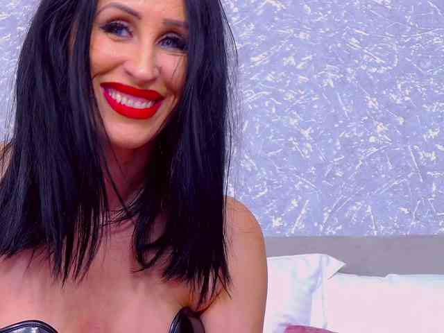 EmmaXXXQueen webcam