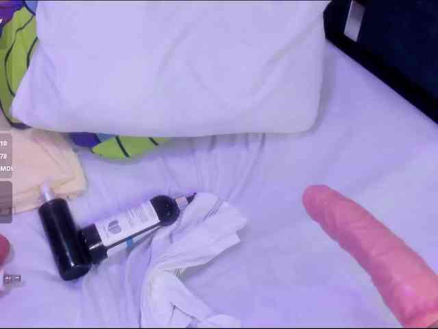 Veronica-Ryan webcam