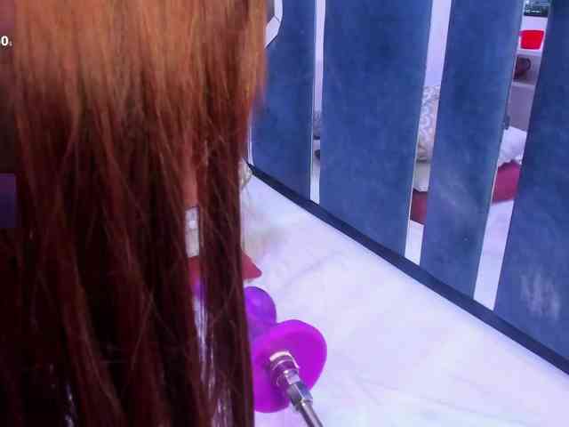 Veronica-Ryan webcam