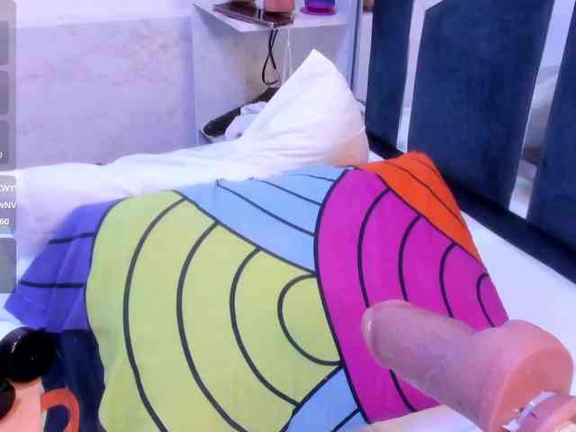 Veronica-Ryan webcam