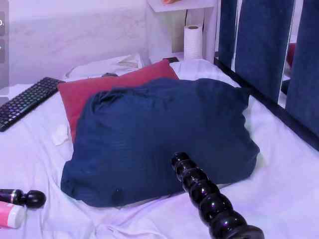 Veronica-Ryan webcam