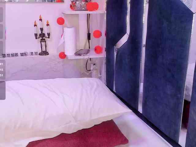 Veronica-Ryan webcam