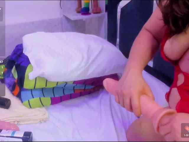 Veronica-Ryan webcam