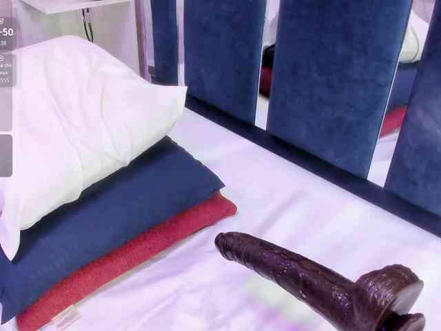 Veronica-Ryan webcam