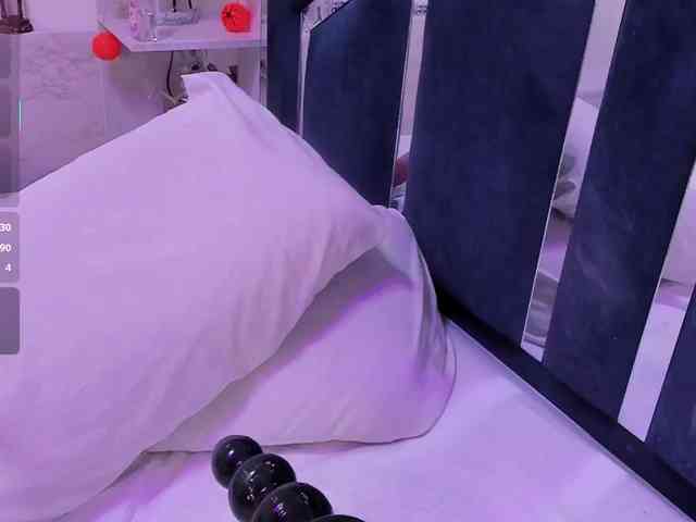 Veronica-Ryan Veronica-Ryan